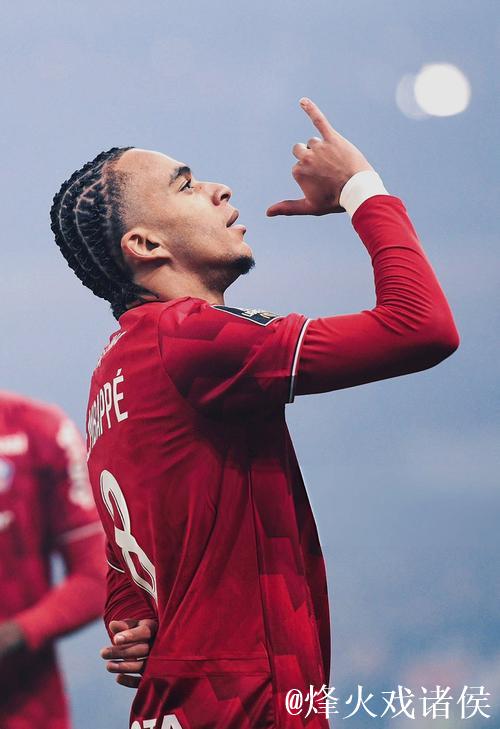 姆巴佩兄弟助皇马2比1胜阿拉维斯 姆巴佩兄弟助皇马2比1胜阿拉维斯