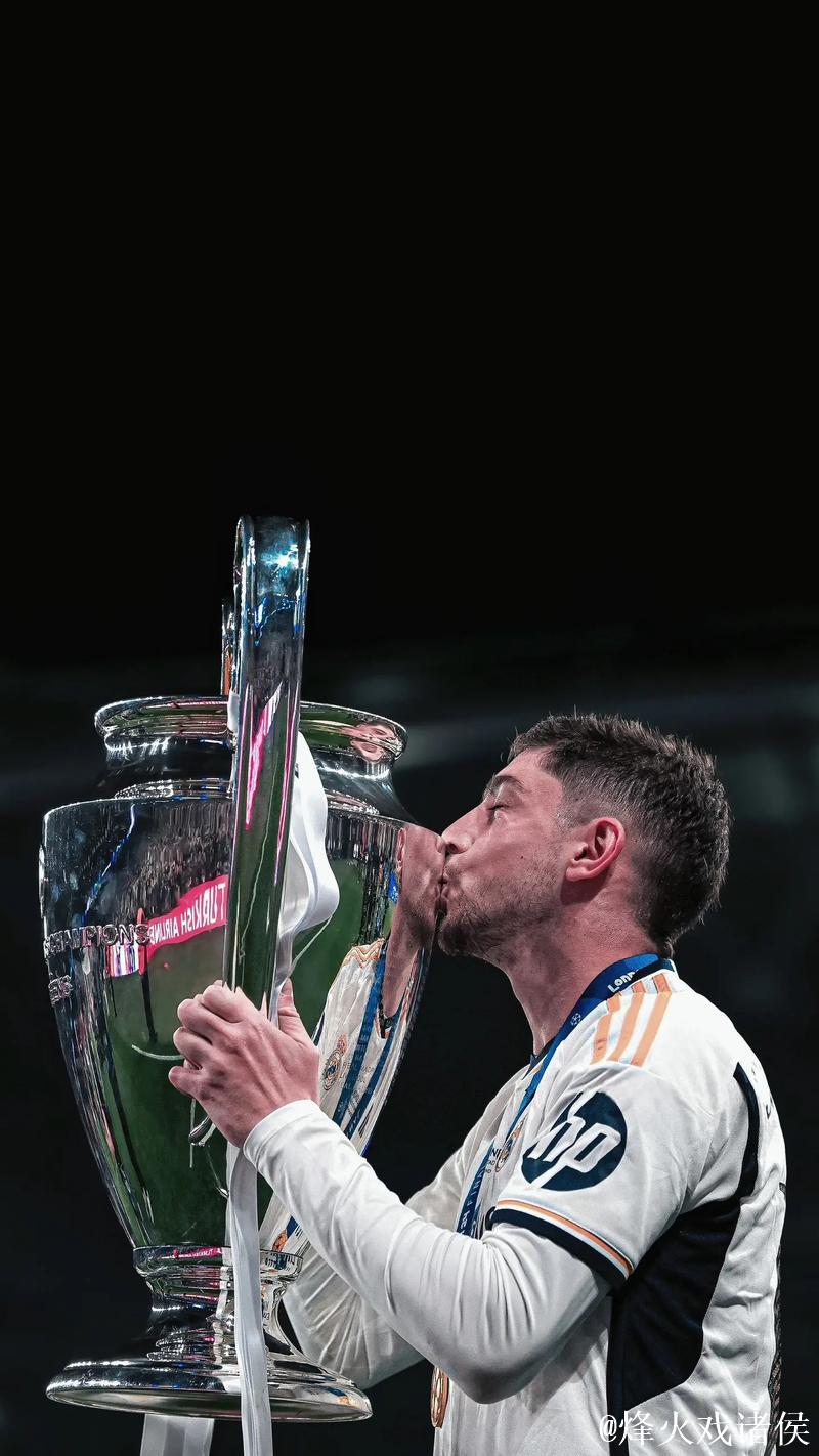 巴尔韦德:作为队长,我必须在事情进展不顺时承担首要责任 巴尔韦德:作为队长,我必须在事情进展不顺时承担首要责任